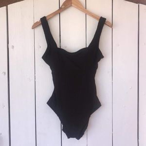 Catalina One Piece Black Bathing Suit❣